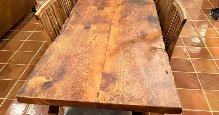 Elegance of Reclaimed Barnwood